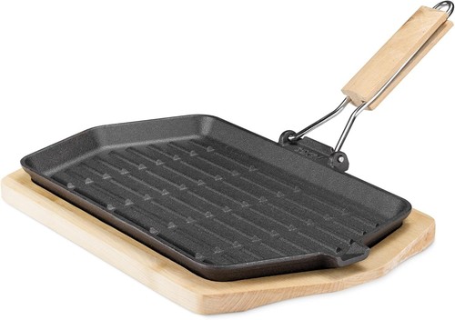 Sizzling cast iron skillet - sizzling,