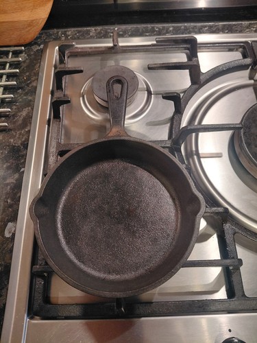 Cast iron skillet frying pan - cast,