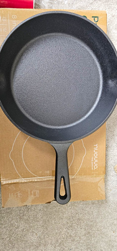 Nuovva cast iron - cast, skillet