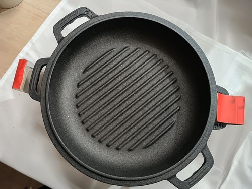 Cast iron dutch oven - cast,
